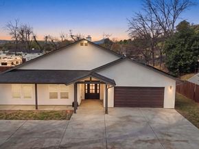 9391 Los Coches Road, Lakeside CA 92040