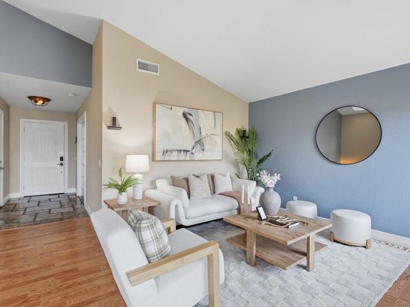 2038 Woodland, Escondido CA 92027