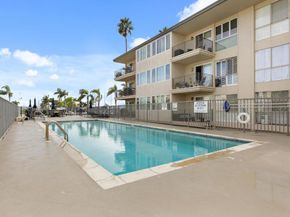1021 Scott Street 122, San Diego CA 92106
