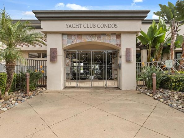 1021 Scott Street 122, San Diego CA 92106