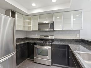 809 N Spurgeon Street 5, Santa Ana CA 92701
