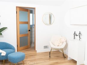 1923 Hollyvista, Los Angeles CA 90027
