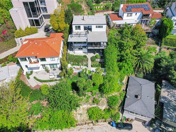 1923 Hollyvista, Los Angeles CA 90027