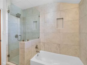 1923 Hollyvista, Los Angeles CA 90027