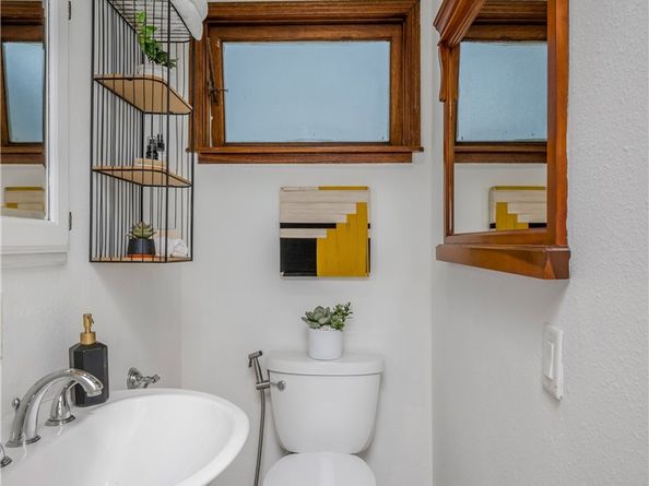 227 Ximeno Avenue, Long Beach CA 90803