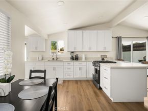 2025 W Dogwood Avenue, Anaheim CA 92801