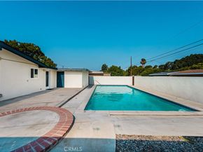 2025 W Dogwood Avenue, Anaheim CA 92801