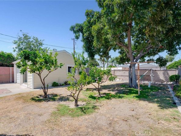 239 E 69th Street, Long Beach CA 90805