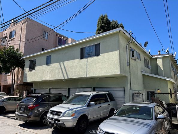 824 Redondo Ave, Long Beach CA 90804