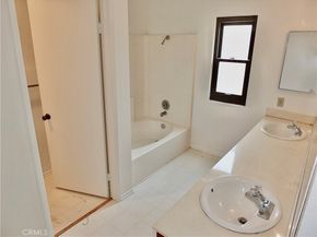 3019 Glenbrook Street, Carlsbad CA 92010