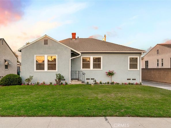 2282 Pepperwood Avenue, Long Beach CA 90815
