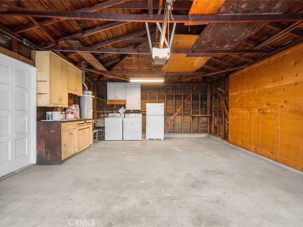 2282 Pepperwood Avenue, Long Beach CA 90815