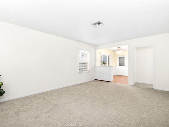 2282 Pepperwood Avenue, Long Beach CA 90815
