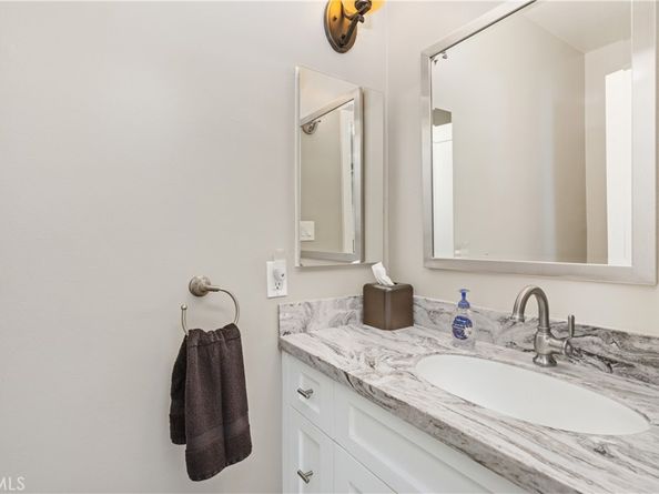 6103 Wolfe St, Lakewood CA 90713