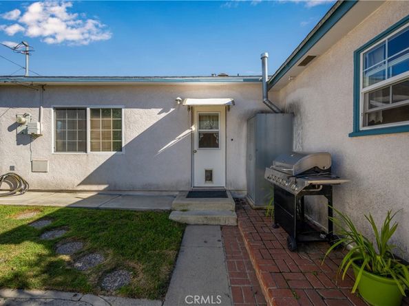 5815 E Oxholm, Long Beach CA 90808