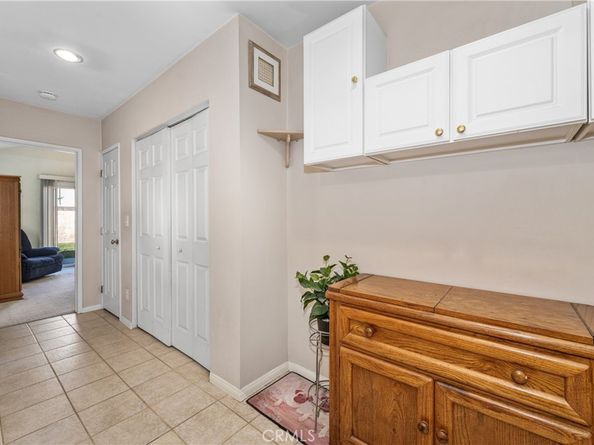 5815 E Oxholm, Long Beach CA 90808