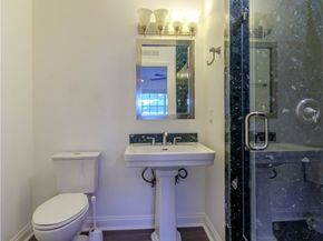 510 S King, Santa Ana CA 92704