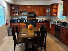 2057 Bush, Santa Ana CA 92706