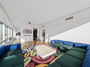 900 W Olympic Boulevard 46B, Los Angeles CA 90015