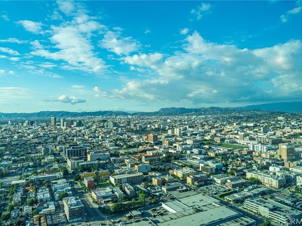 900 W Olympic Boulevard 46B, Los Angeles CA 90015