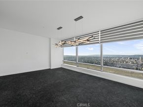 900 W Olympic Boulevard 46B, Los Angeles CA 90015