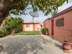 2040 W 82nd Street, Los Angeles CA 90047