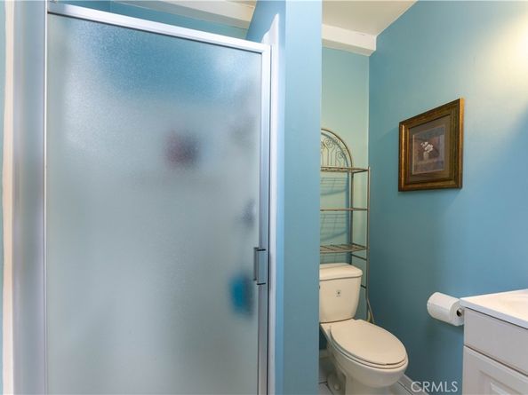 2040 W 82nd Street, Los Angeles CA 90047