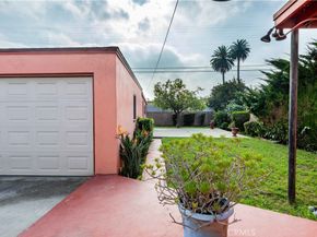 2040 W 82nd Street, Los Angeles CA 90047