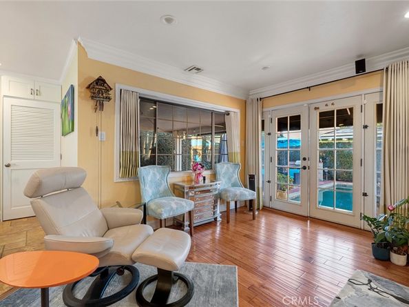 2213 Knoxville Avenue, Long Beach CA 90815