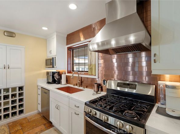 2213 Knoxville Avenue, Long Beach CA 90815