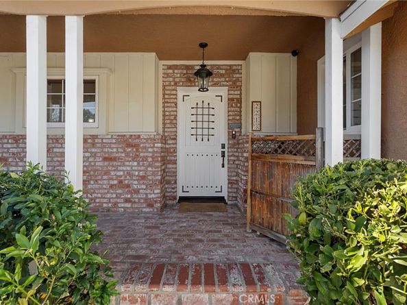 2213 Knoxville Avenue, Long Beach CA 90815