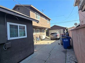 654 Oakford, Los Angeles CA 90022