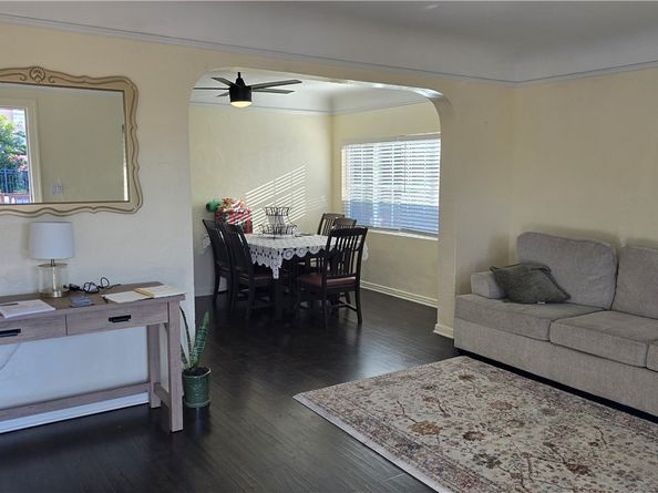 654 Oakford, Los Angeles CA 90022