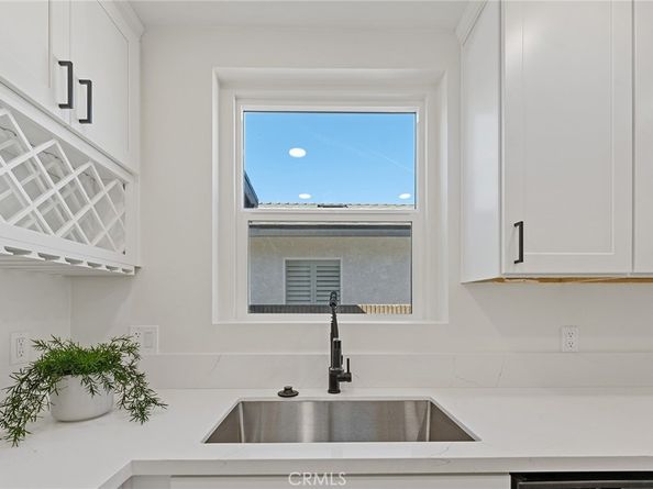 2616 E 220th, Carson CA 90810