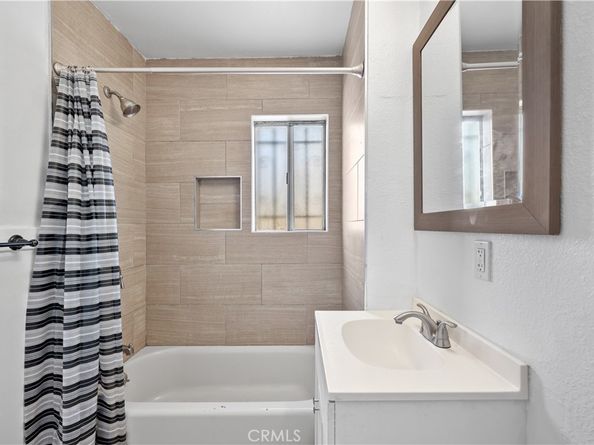 1220 W 92nd Street, Los Angeles CA 90044