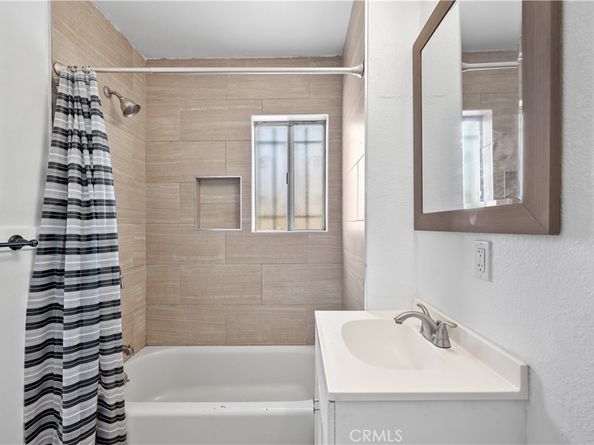 1220 W 92nd Street, Los Angeles CA 90044