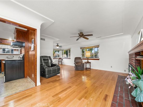 6107 Faculty, Lakewood CA 90712