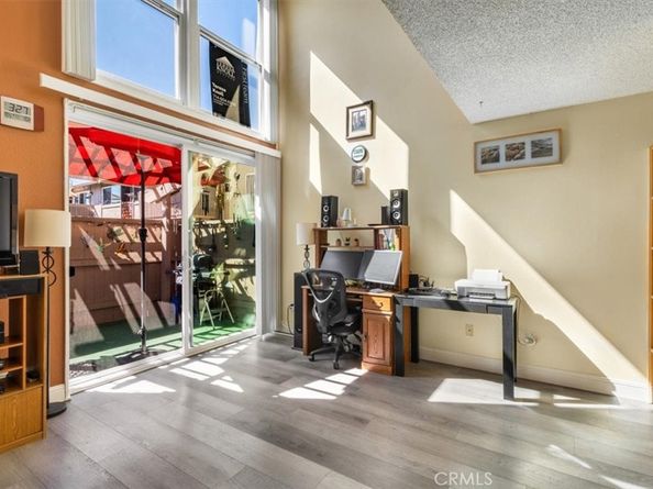 1084 Cabrillo Park # B, Santa Ana CA 92701