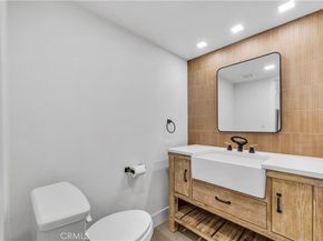 10 Starfall 11, Irvine CA 92603