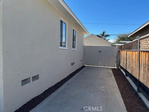 5839 Faculty, Lakewood CA 90712