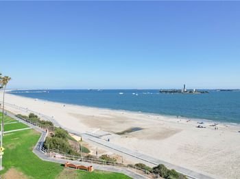 2525 E Ocean Boulevard