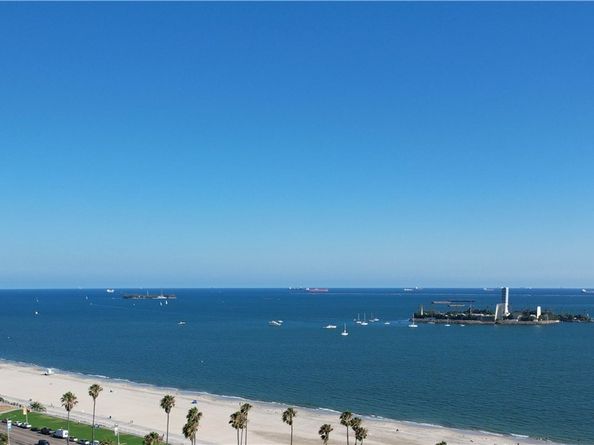 2525 E Ocean Boulevard, Long Beach CA 90803