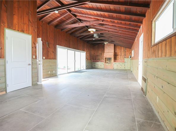 2525 E Ocean Boulevard, Long Beach CA 90803