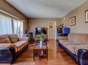 1402 S Poplar Street, Santa Ana CA 92704