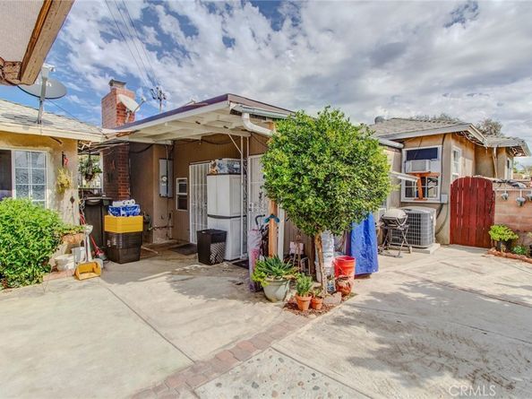 1402 S Poplar Street, Santa Ana CA 92704