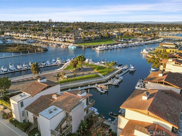 6101 Marina Pacifica Drive S, Long Beach CA 90803