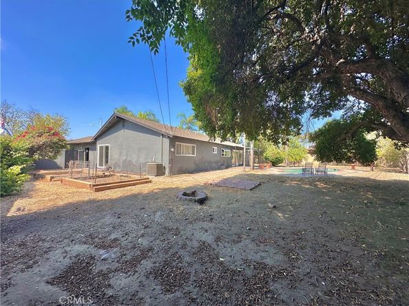 2641 E Paladin Ave, Anaheim CA 92806