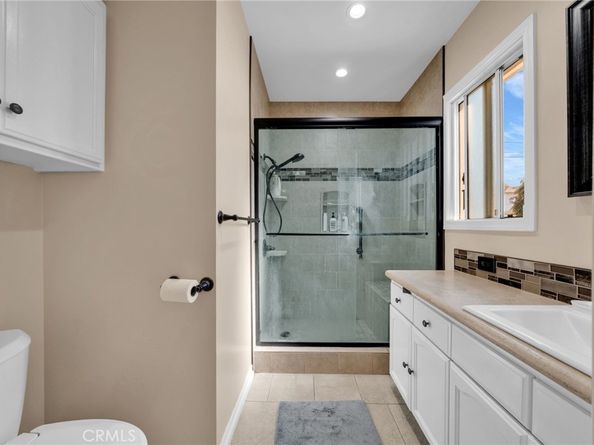 5514 Bellflower Blvd, Lakewood CA 90713