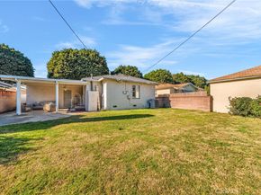 5514 Bellflower Blvd, Lakewood CA 90713