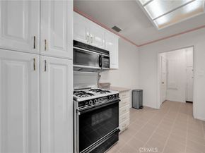 5514 Bellflower Blvd, Lakewood CA 90713